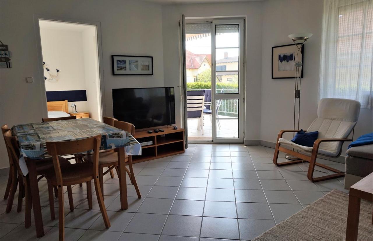 Nefelejcs Apartmanhaz เจเนชดิแอช ภายนอก รูปภาพ