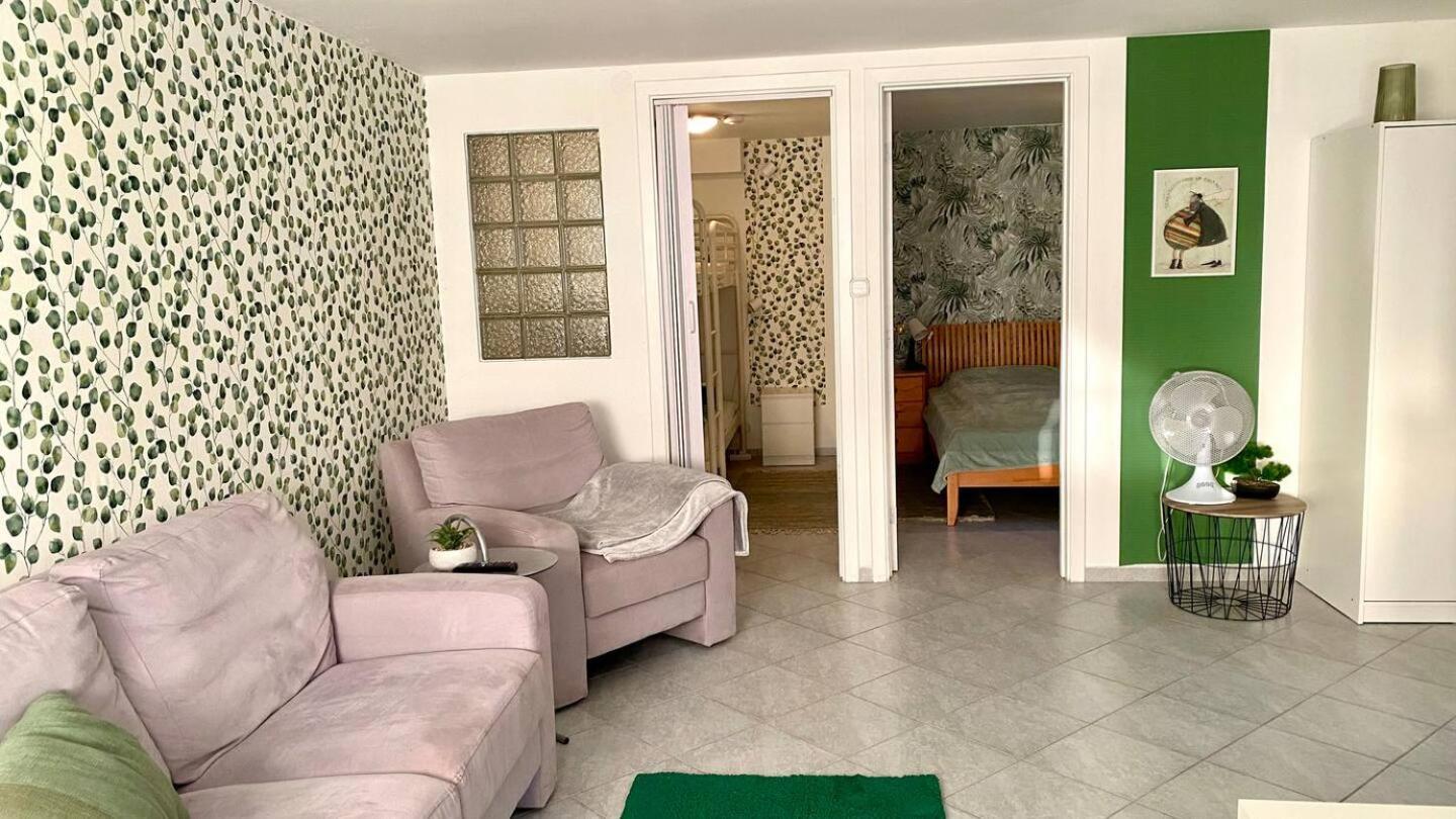 Nefelejcs Apartmanhaz เจเนชดิแอช ภายนอก รูปภาพ